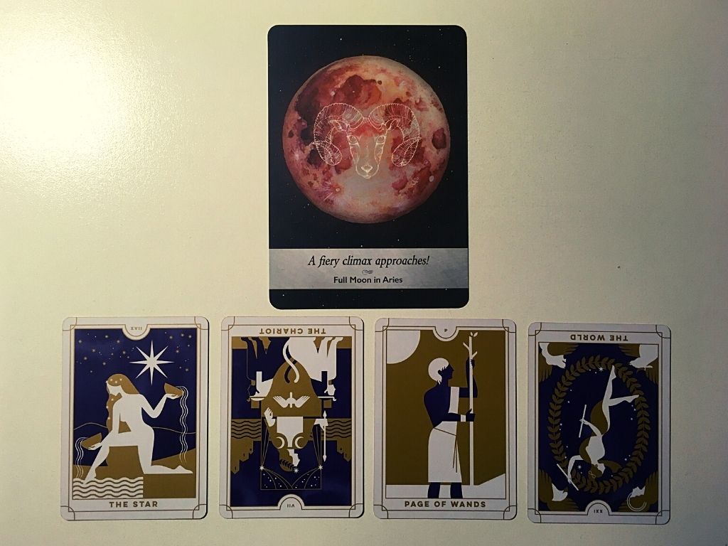 Oracle card and four tarot cards