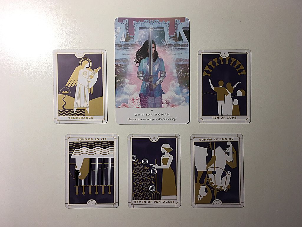 Oracle card and five tarot cards