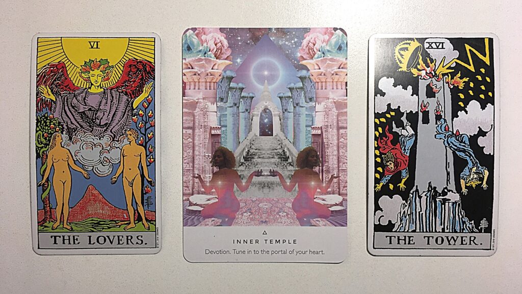 Oracle card and two tarot cards